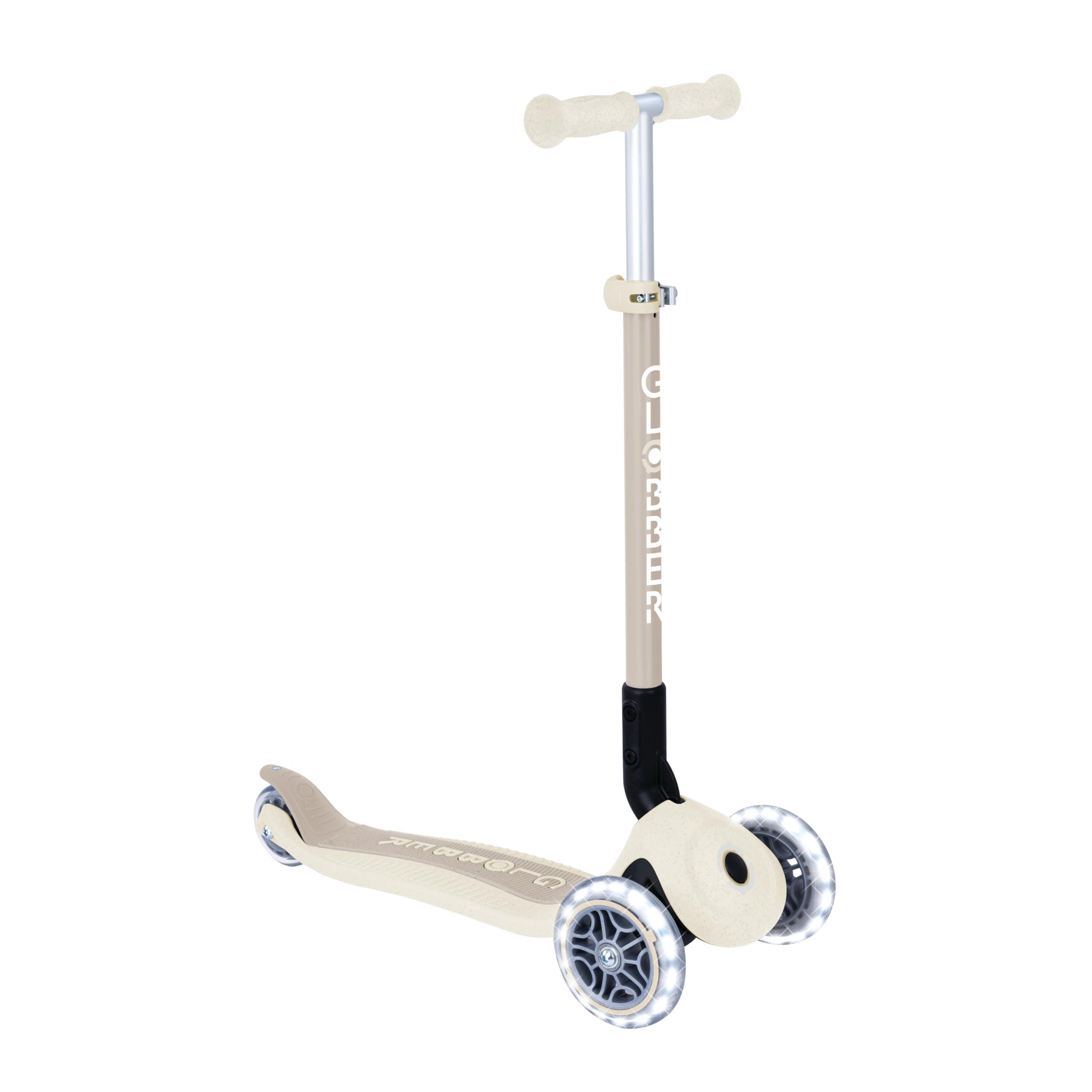 GLOBBER Primo Foldable Lights ECO – Tretroller 120/80 mm, ABEC 5, 3-rädrig, höhenverstellbar, LED-Rollen, kokos weiß